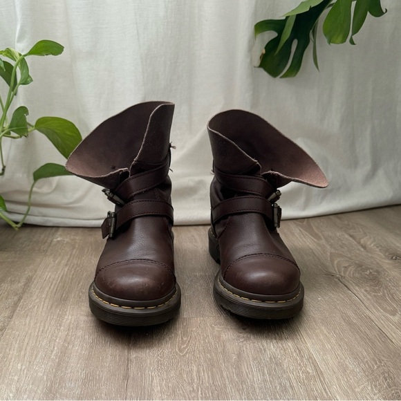 Dr. Marten Slip-on Brown Kristy Boots Size 7 - Picture 1 of 11